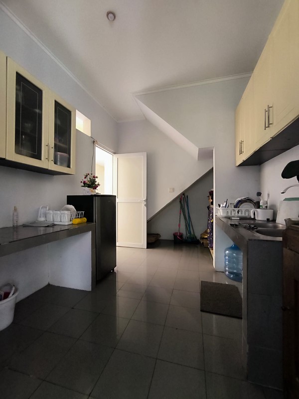 DIJUAL RUMAH JALAN KEMANG SELATAN JAKARTA SELATAN