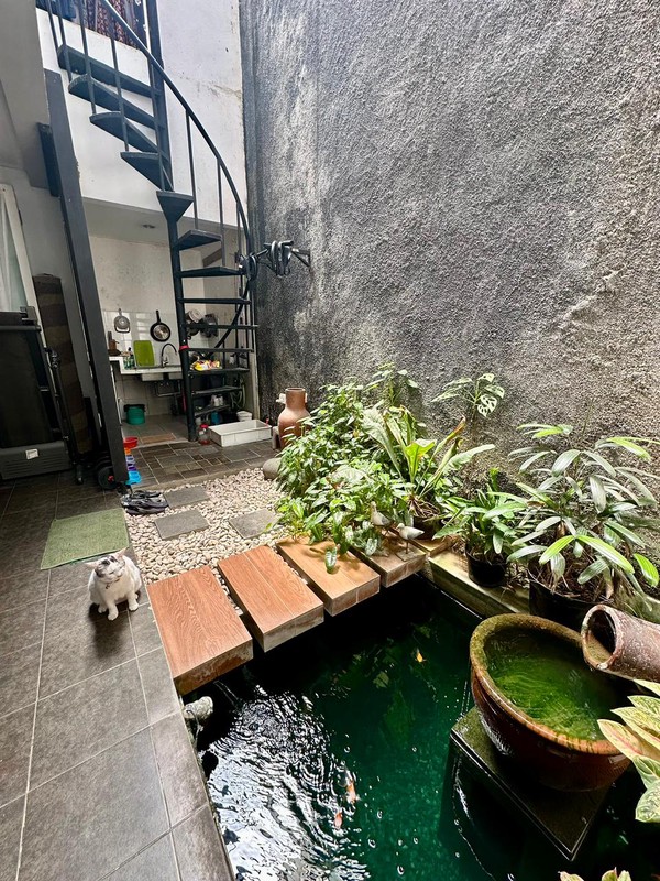 Rumah Bagus dan Terawat di Cluster Emerald, Bintaro Jaya