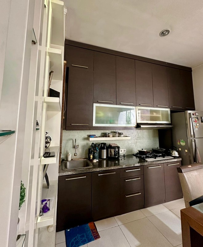 Rumah Bagus dan Terawat di Cluster Emerald, Bintaro Jaya