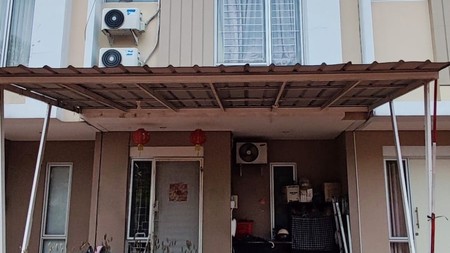 Termurah. Rumah modern Milano Village, Gading Serpong