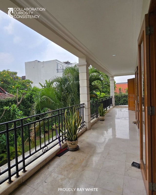 DIJUAL RUMAH MEWAH DI KEMANG, JAKARTA SELATAN