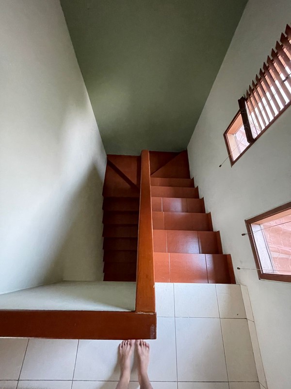 For Rent. Rumah luas Nusa Loka BSD, depan taman..
