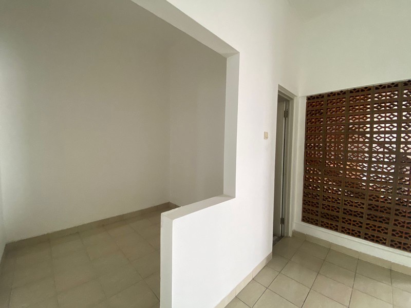 RUMAH CANTIK MINIMALIS DI BOULEVARD CIBUBUR COUNTRY