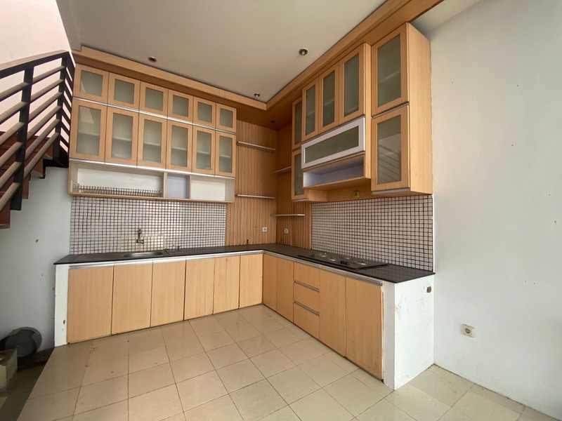 RUMAH CANTIK MINIMALIS DI BOULEVARD CIBUBUR COUNTRY