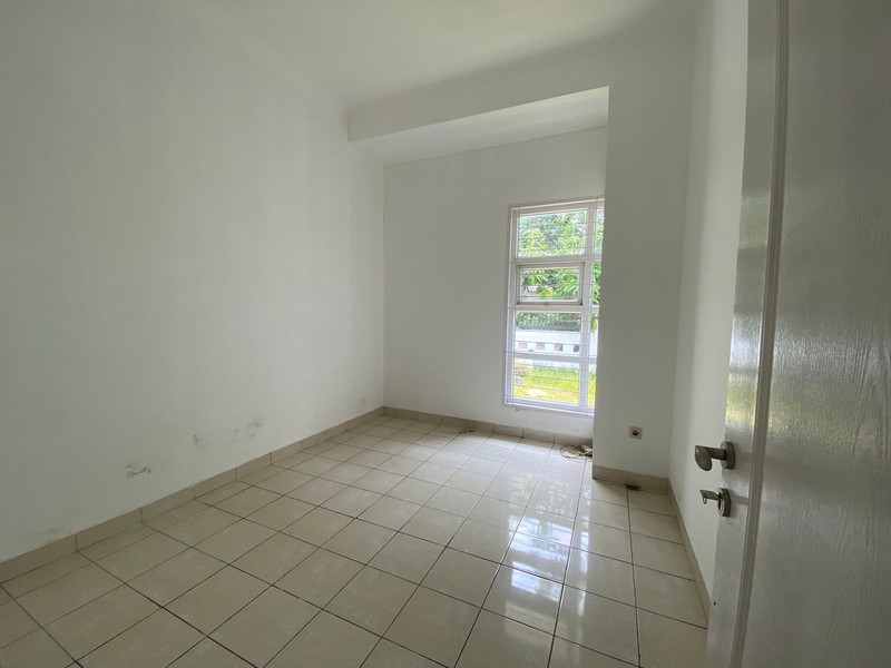 RUMAH CANTIK MINIMALIS DI BOULEVARD CIBUBUR COUNTRY