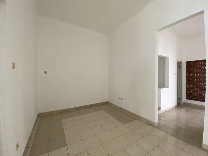 RUMAH CANTIK MINIMALIS DI BOULEVARD CIBUBUR COUNTRY