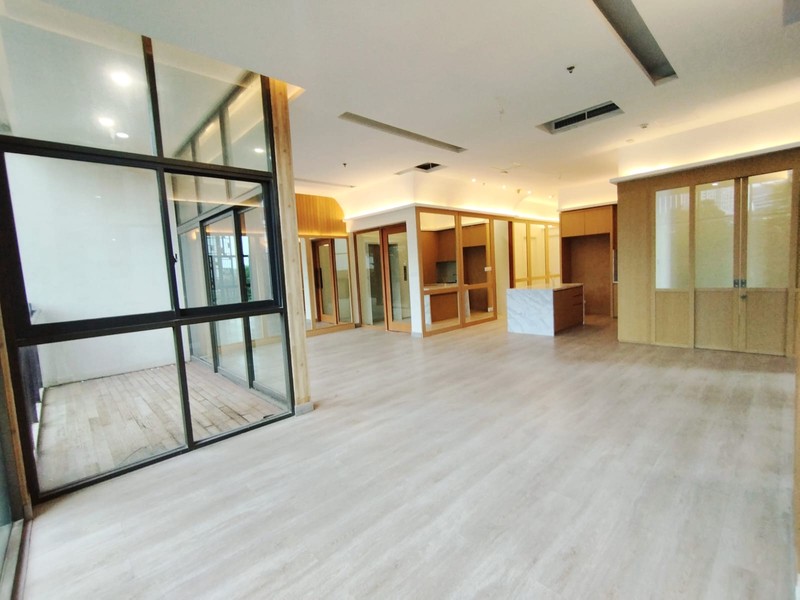 DIJUAL APARTEMEN SENOPATI SUITES KEBAYORAN BARU JAKARTA SELATAN