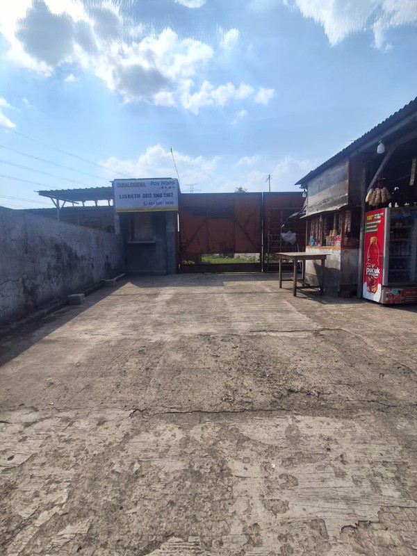 Tanah  Dekat exit toll  ,Kp Cibening,Purwakarta.Jawa Barat