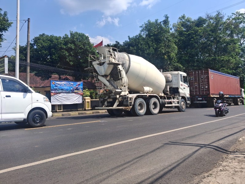 Tanah  Dekat exit toll  ,Kp Cibening,Purwakarta.Jawa Barat