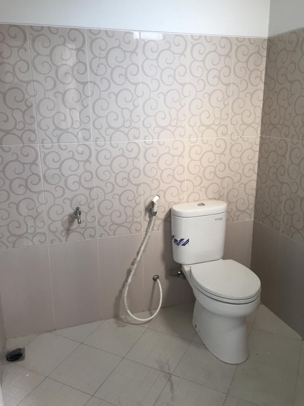 Ruko Gandeng 2 Lantai Cocok Untuk Kantor / Toko Lokasi Dekat Pakuwon Mall, Depok, Sleman