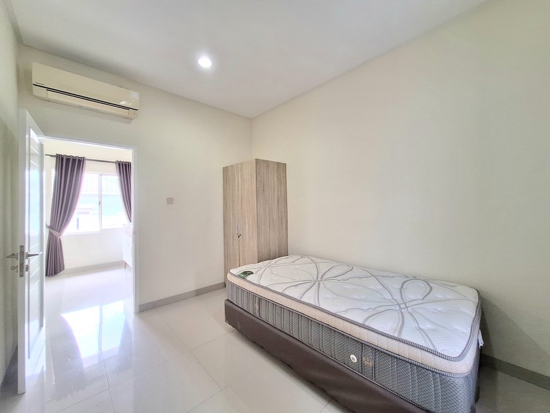 Disewa Rumah Furnished, Residence One Serpong Tangerang Satan, Selangkah ke Binus Internasional School, Rapih, Siap Huni
