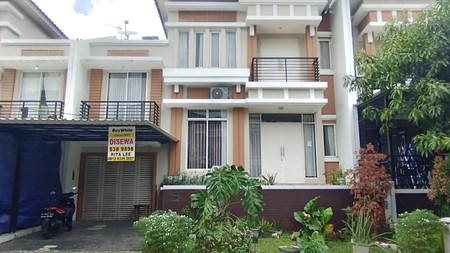 Disewa Rumah Furnished, Residence One Serpong Tangerang Satan, Selangkah ke Binus Internasional School, Rapih, Siap Huni