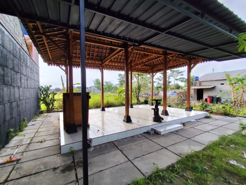 Tanah & Joglo Cocok Untuk Cafe/Resto, Sidomoyo, Godean