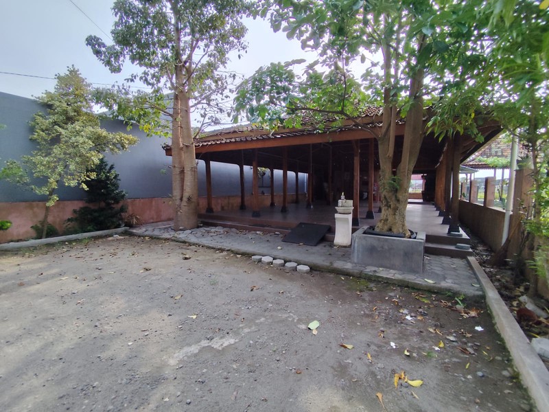 Tanah & Joglo Cocok Untuk Cafe/Resto, Sidomoyo, Godean