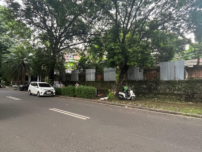 TANAH DIJUAL JALAN PANGLIMA POLIM KEBAYORAN BARU JAKARTA SELATAN