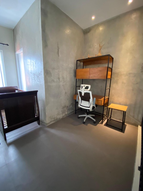 Rumah siap huni, rapih, bagus dalam Cluster di Ciater bebas banjir