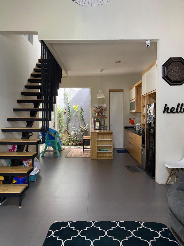 Rumah siap huni, rapih, bagus dalam Cluster di Ciater bebas banjir