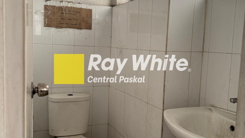 Ruko Rendeng di Kopo Mas Hook