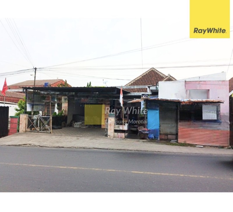 Dijual tanah bonus bangunan strategis untuk segala Usaha