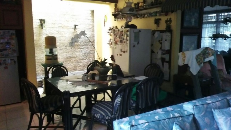 Rumah 2 Lantai Halaman Luas di Ki Hajar Dewantara Ciputat