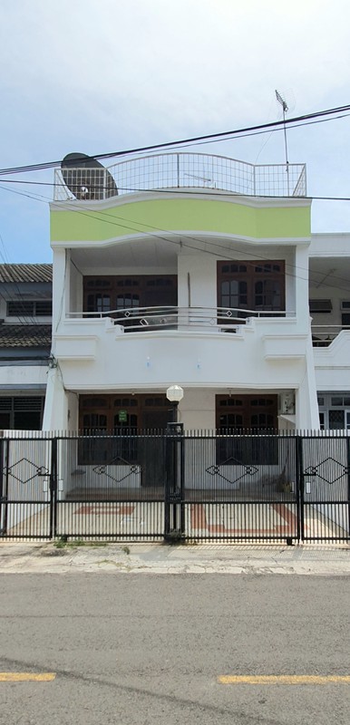 Disewa Rumah apik rapih terawat dan siap huni di Janur Asri, Kelapa Gading