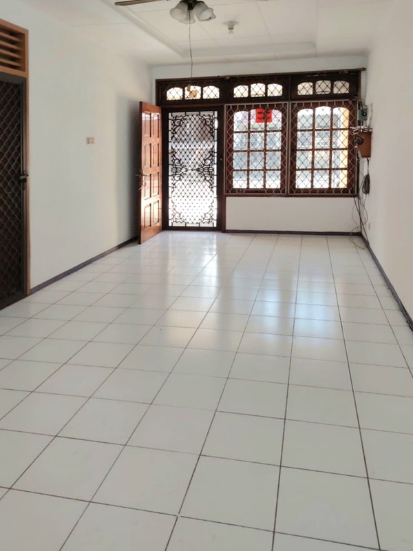 Disewa Rumah apik rapih terawat dan siap huni di Janur Asri, Kelapa Gading