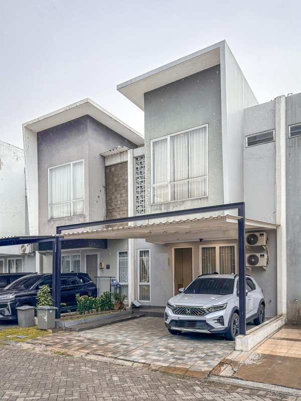 Rumah Bagus, 2 Lantai siap huni di Serpong Jaya