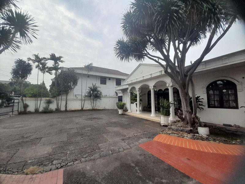Rumah Luas Lokasi di Pondok Kelapa Duren Sawit Jaktim