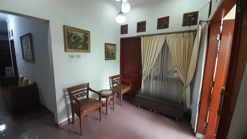 Rumah 2 Lantai Lokasi di Bukit Duri Tebet Jaksel