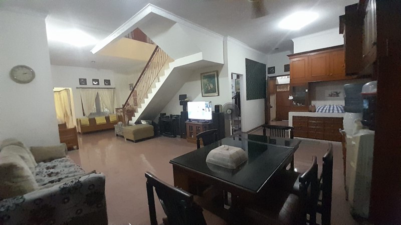 Rumah 2 Lantai Lokasi di Bukit Duri Tebet Jaksel