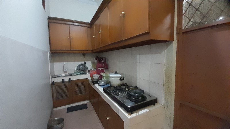 Rumah 2 Lantai Lokasi di Bukit Duri Tebet Jaksel