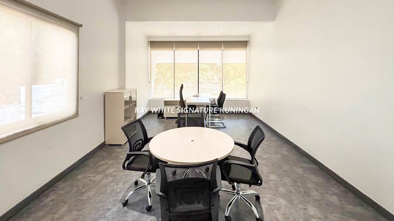 Rumah Kantor disewakan di Area Prime Pakubuwono Jalan 2 Arah