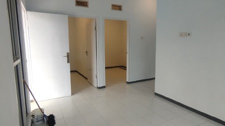 Dijual rumah di royal karawaci Tangerang 