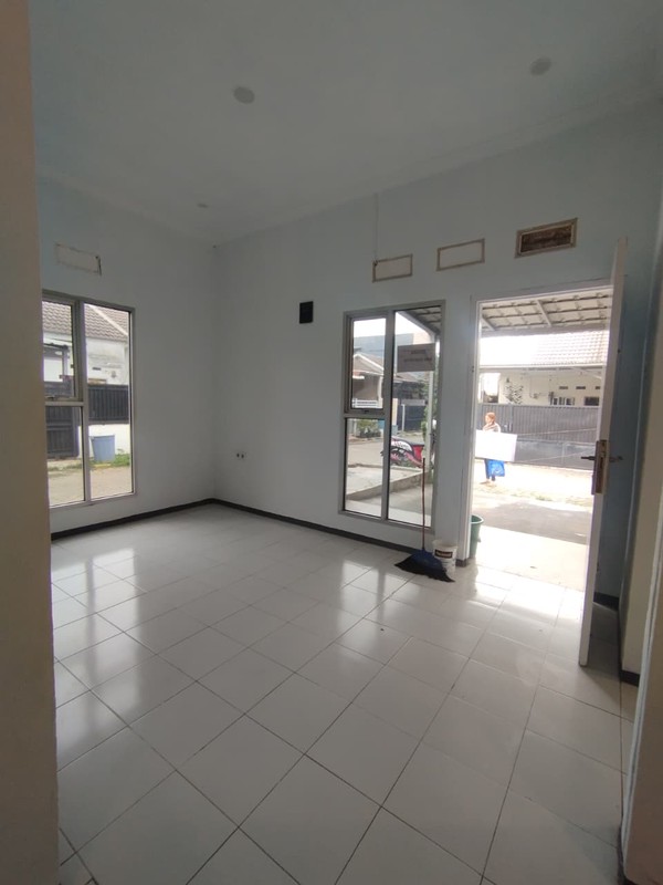 Dijual rumah di royal karawaci Tangerang 