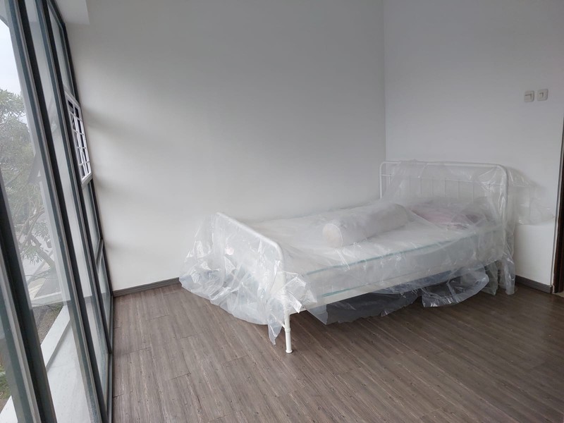 Dijual Rumah Hook, Minimalis Modern Golden Park 2 Cisauk Serpong Tangerang Banten