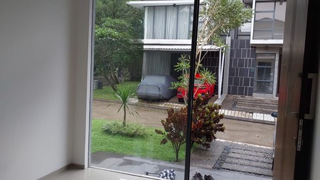 Dijual Rumah Hook, Minimalis Modern Golden Park 2 Cisauk Serpong Tangerang Banten