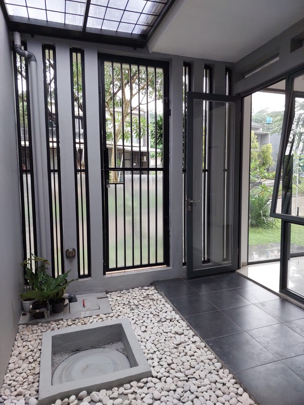 Dijual Rumah Hook, Minimalis Modern Golden Park 2 Cisauk Serpong Tangerang Banten