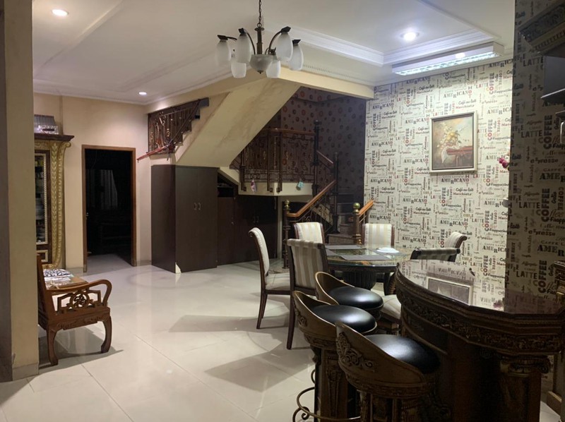 Dijual Rumah Menteng jl Garut siap huni