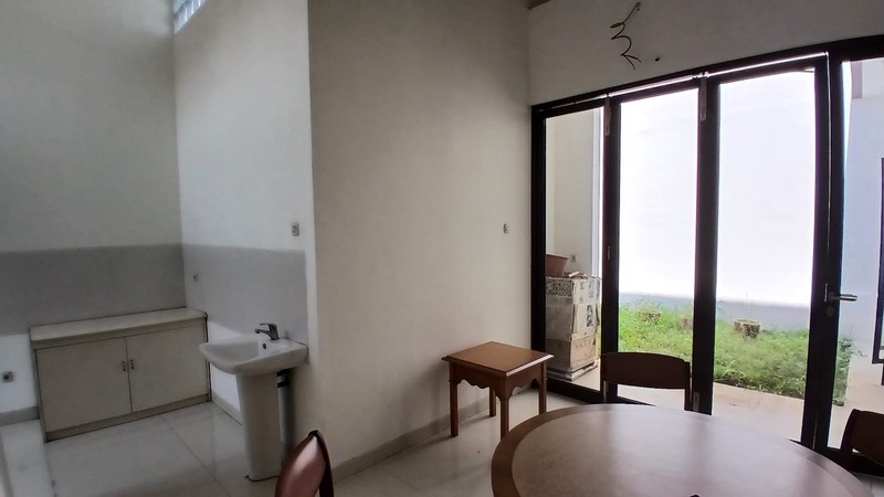 Dijual Rumah bagus di Grand Matoa seperti Villa, strategis., Asri, Dekat pintu Tol
