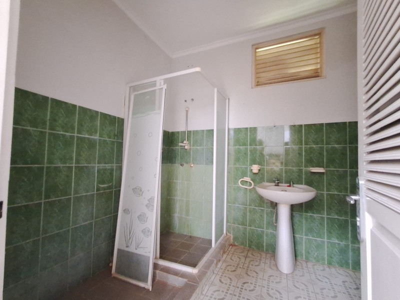 Huni dalam Cluster, Lokasi Strategis di lingkungan yang aman, asri, sejuk dan nyaman serta bebas banjir. Cirendeu - Tangsel Rasa Jaksel.