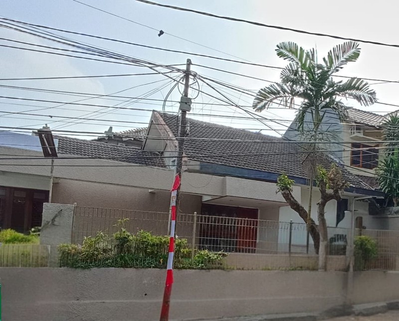 Dijual  Rumah  Lokasi Strategis Duren Tiga - Jaksel