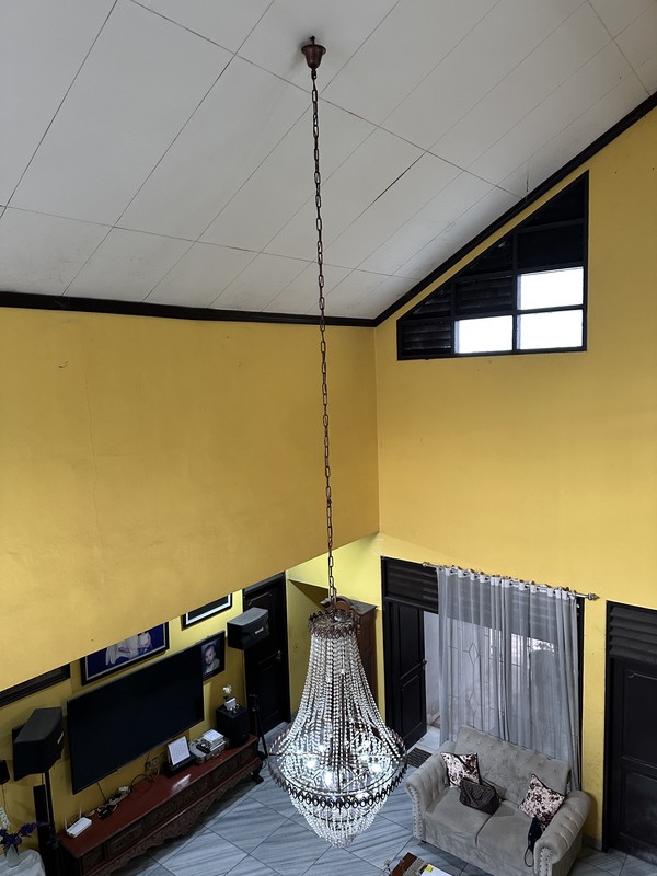Rumah Di Jatiwaringin Asri Pondok Gede
