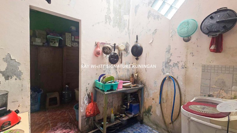 Rumah Lokasi Padat di Batu Raya Cocok untuk Kost atau Usaha