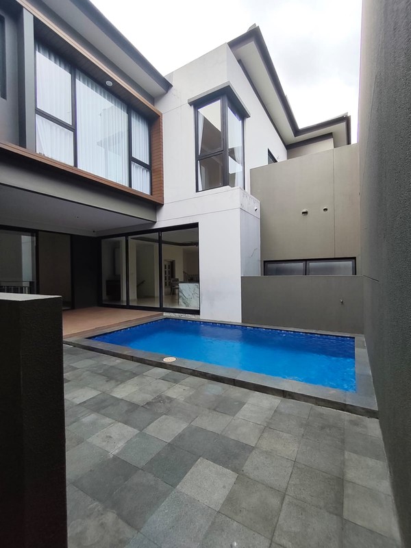 New Brand Luxury House at BSD City