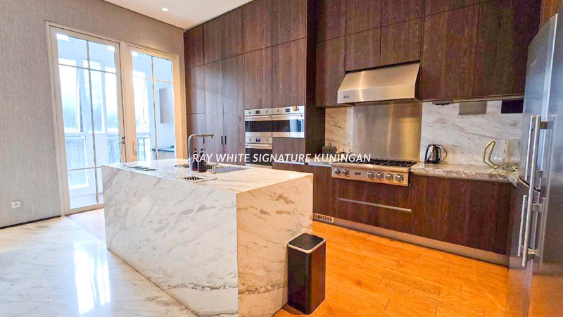 Gedung Kantor dan Service Apartment di Kawasan CBD Sudirman