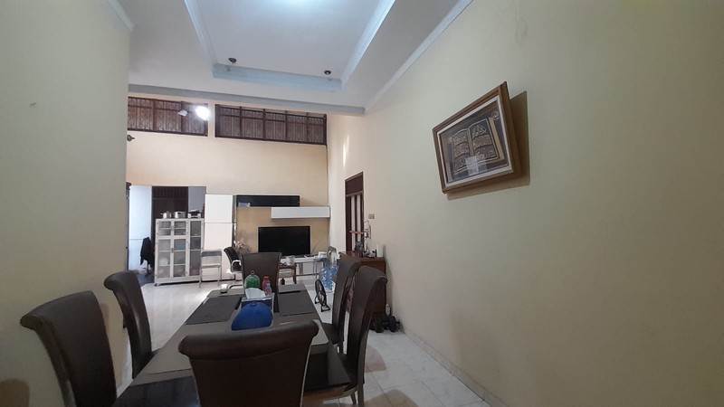 Rumah + Kios Lokasi Strategis di Pondok Bambu Duren Sawit Jaktim
