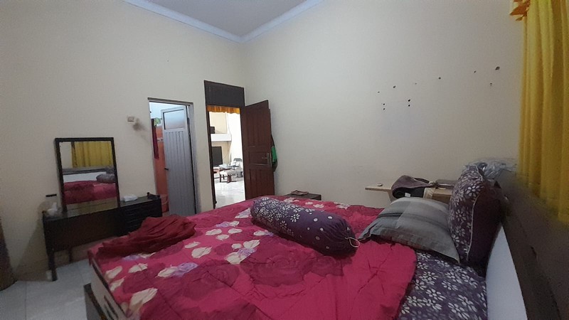 Rumah + Kios Lokasi Strategis di Pondok Bambu Duren Sawit Jaktim