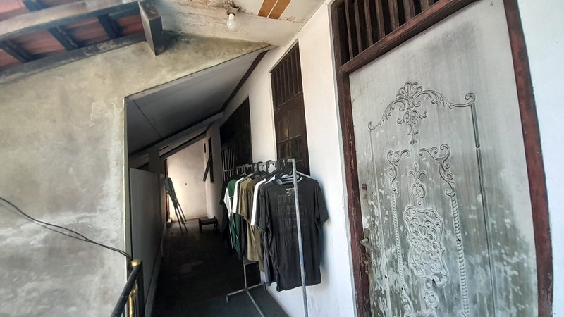 Rumah + Kios Lokasi Strategis di Pondok Bambu Duren Sawit Jaktim
