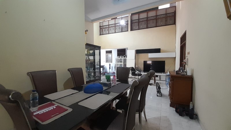 Rumah + Kios Lokasi Strategis di Pondok Bambu Duren Sawit Jaktim