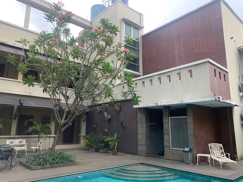 Rumah Hitung Tanah Area Cipete